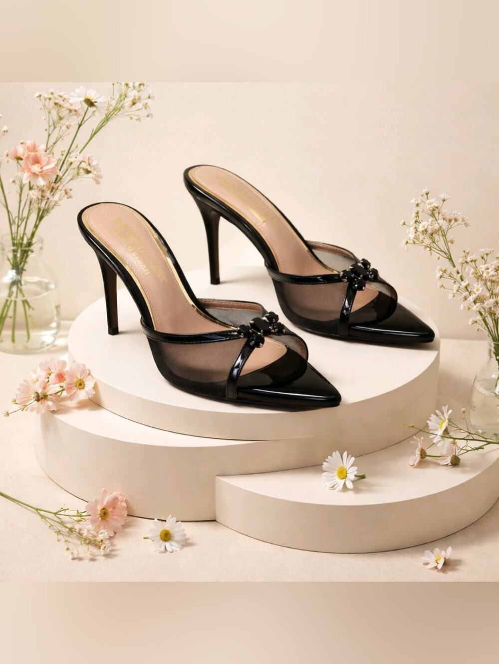 THINGS II COME -NEW IN BOX- SPARKLE HEELS POINTED TOE BLACK SZ 8 STUNNING!